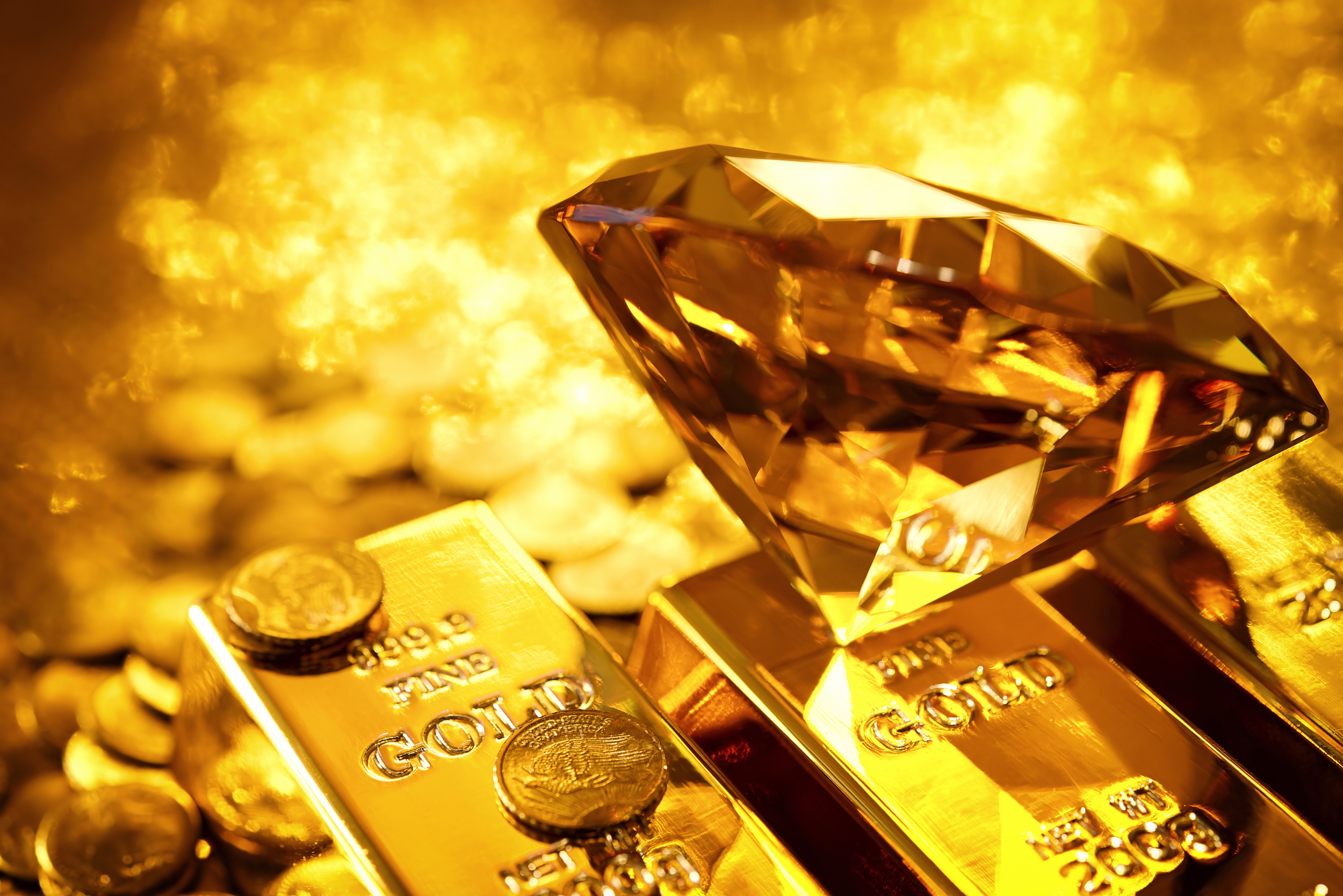 Доброе богатство милее богатства. Нефть золото. Золото богатство. Золото и бриллианты. Нефть черное золото.