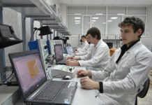 Российский разработчик программного обеспечения и оборудования – компания «КОМСЕТ-сервис» Российский разработчик программного обеспечения и оборудования – компания «КОМСЕТ-сервис»