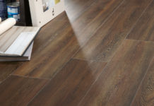 Преимущества напольной плитки ПВХ Преимущества напольной плитки ПВХ