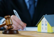 Когда нужны услуги жилищного адвоката