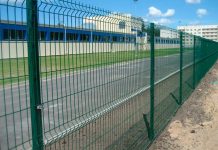 Как правильно собрать панельный забор