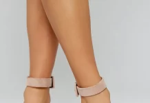 Почему туфли удобно и быстро выбирать в маркетплейсе OZON: какие модели женской обуви актуальны весной-летом 2024 года