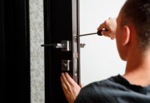 Срочное вскрытие дверей квартиры: что нужно знать