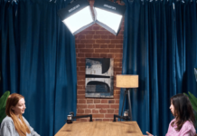 Какие технологии и оборудование важны при выборе студии подкастов в Москве?